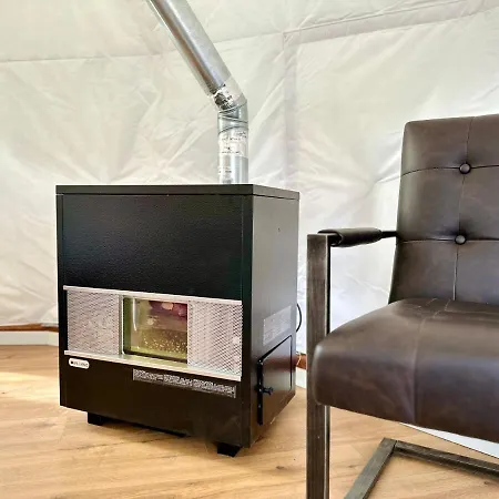 The Hub - Glamping - Grand Canyon West-3